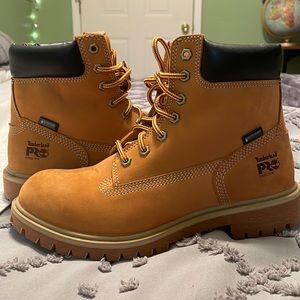 Women’s timberland steel toe work boots.